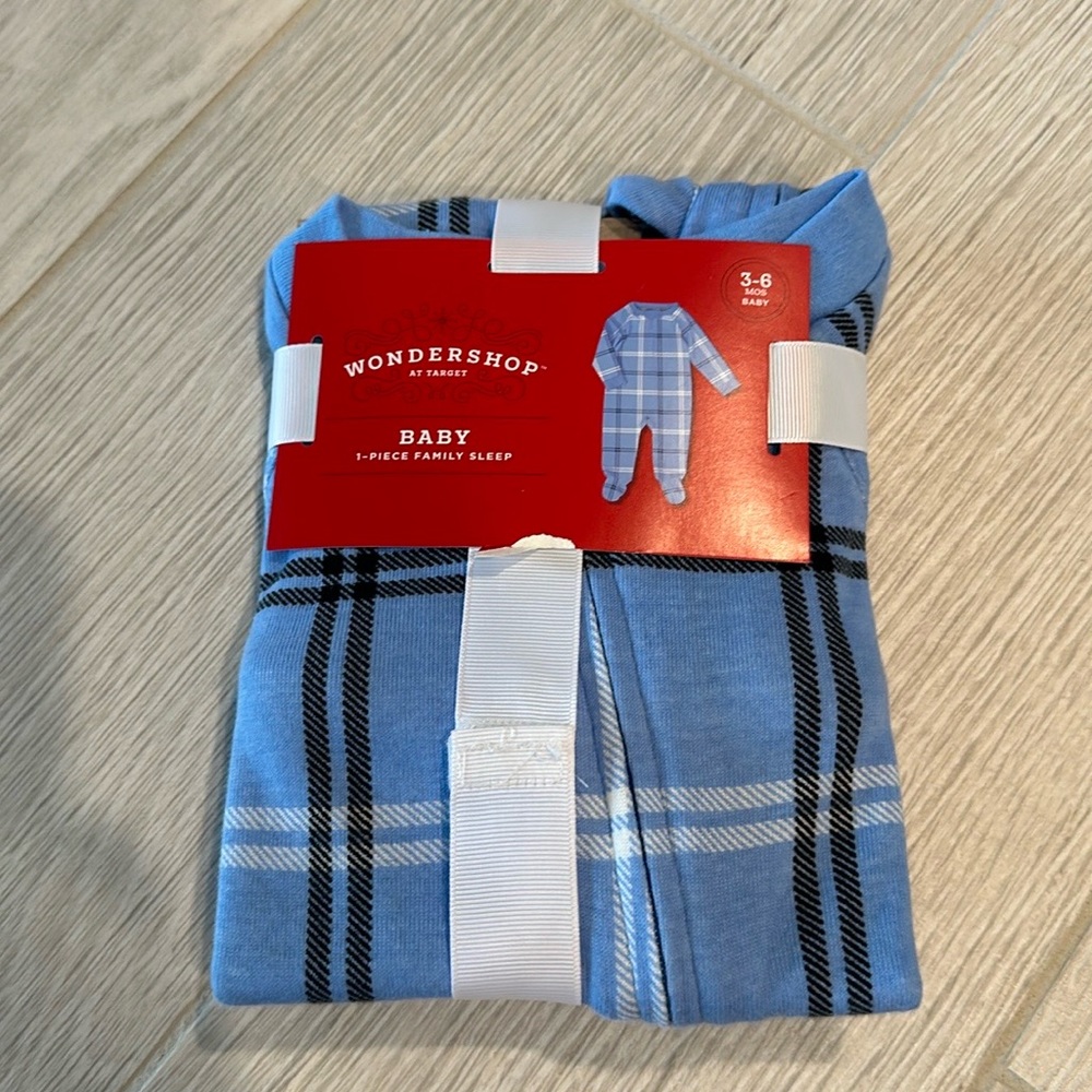 Wondershop Holiday Blue Plaid Baby Sleeper Size 3-6 Months NEW